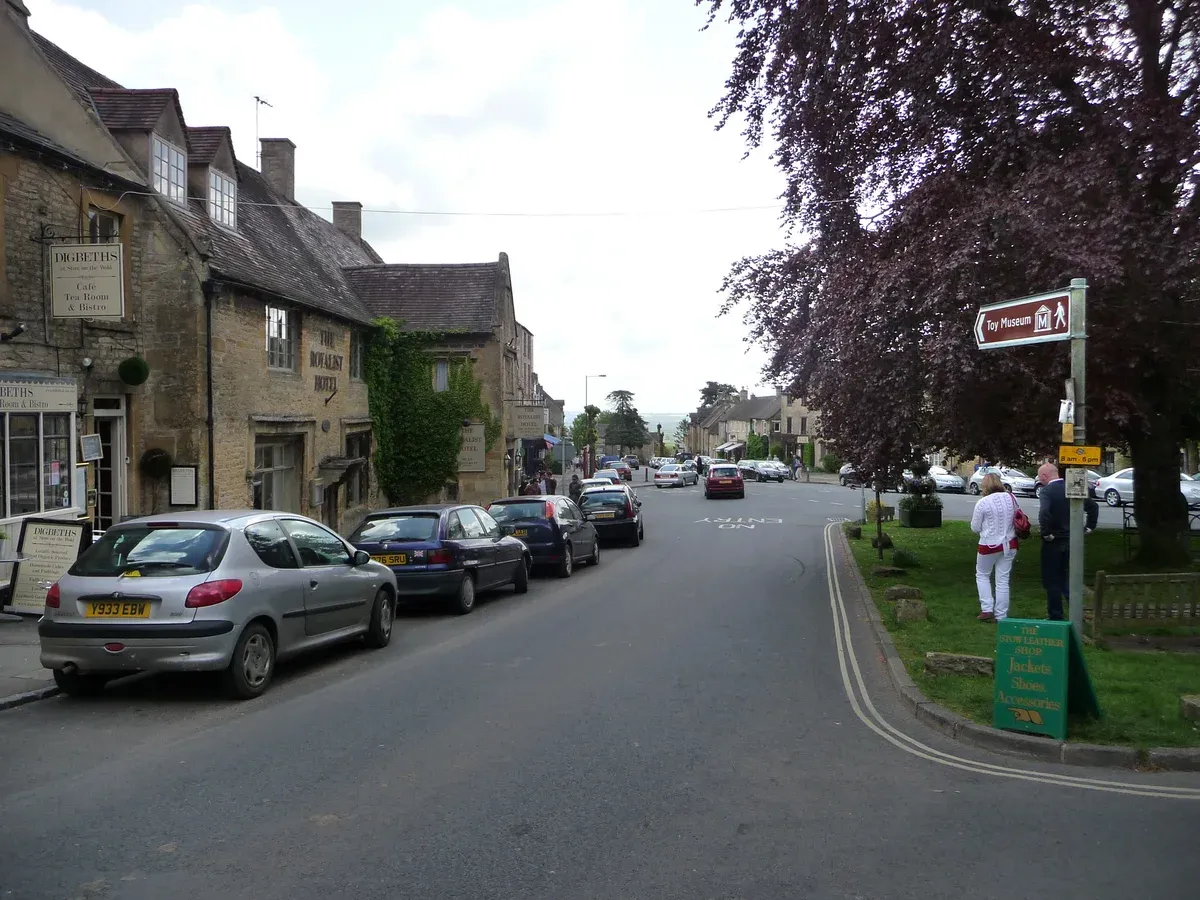 Stone buildings on Digbeth Street in Stow-on-the-Wold on a train day trip from London to the Cotswolds