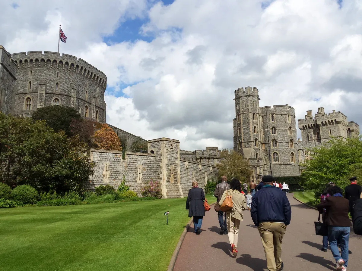 Path beside the walls of Windsor Castle on a day trip from London to Windsor